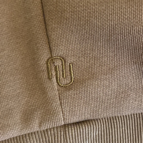NWOT Nuuds Nashville chocolate sweatshirt - Picture 3 of 4